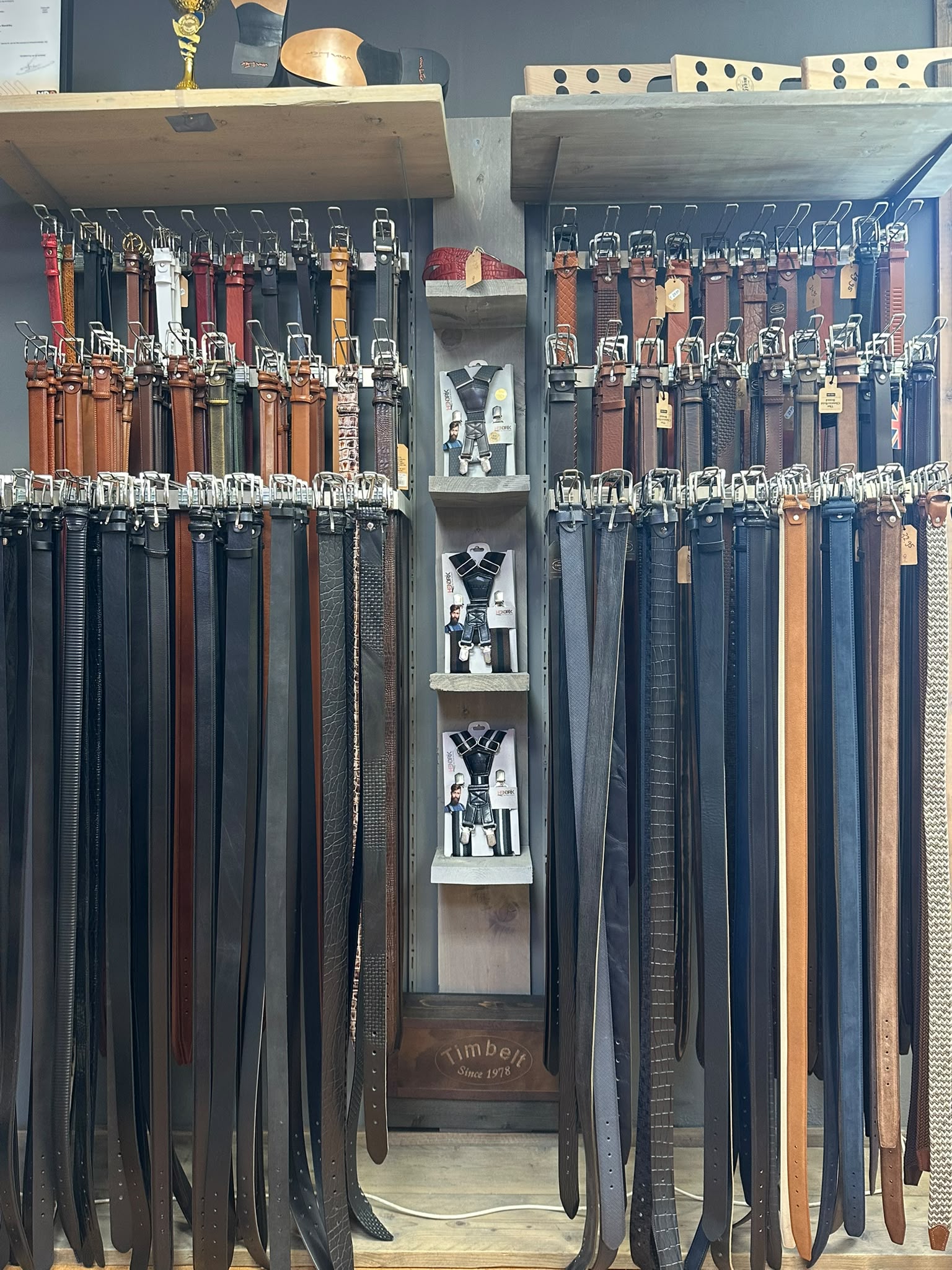 Assortiment van lederwaren en accessoires